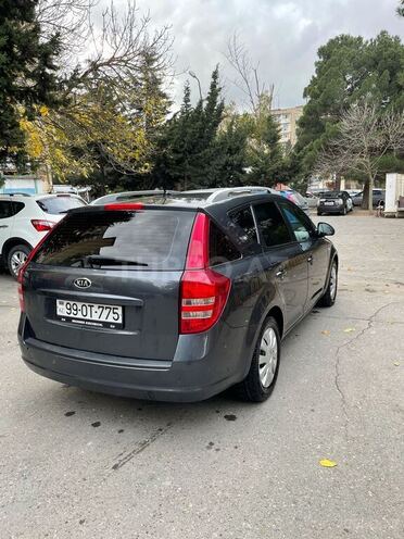 Kia Ceed 2008, 290,000 km - 1.6 l - Bakı