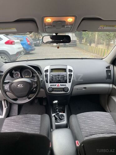 Kia Ceed 2008, 290,000 km - 1.6 l - Bakı
