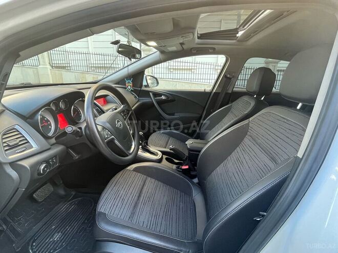 Opel Astra 2015, 64,500 km - 1.6 l - Bakı