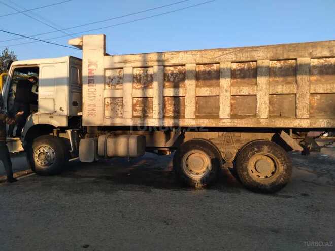 HOWO Sinotruk 2012, 300,000 km - 10.0 l - Bakı