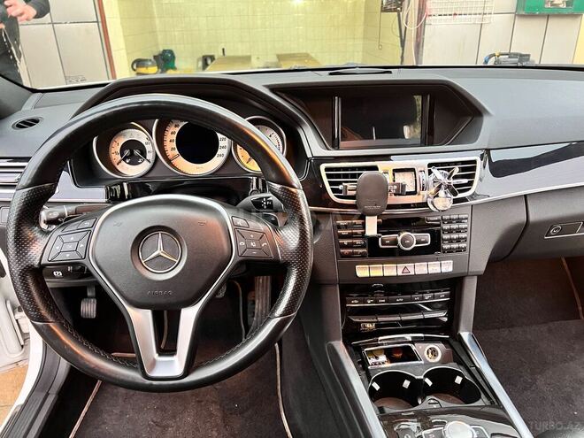 Mercedes E 220 2013, 153,000 km - 2.2 l - Bakı