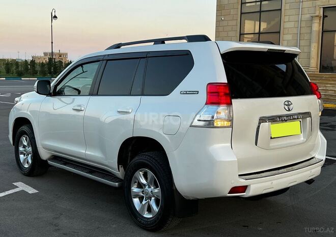 Toyota Prado 2011, 173,000 km - 3.0 l - Bakı