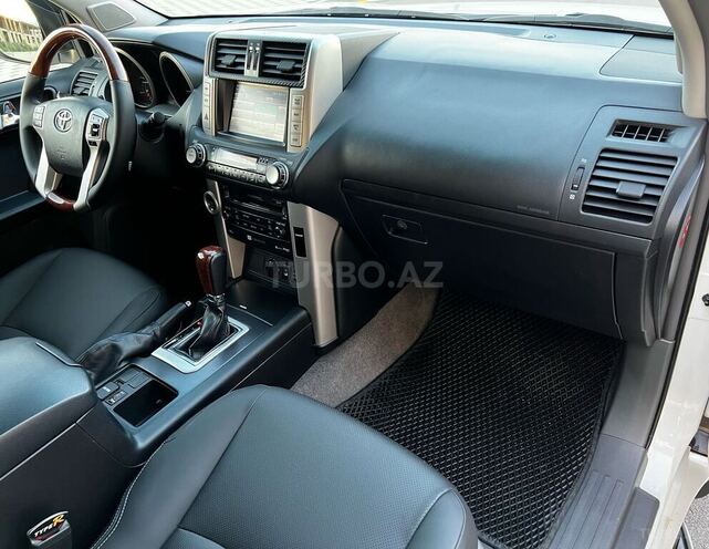 Toyota Prado 2011, 173,000 km - 3.0 l - Bakı