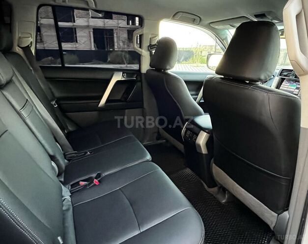 Toyota Prado 2011, 173,000 km - 3.0 l - Bakı