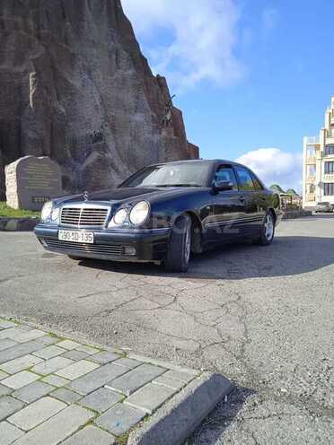 Mercedes E 240 1998, 384,244 km - 2.4 l - Xaçmaz