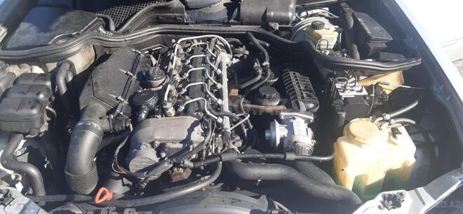 Mercedes E 270 1999, 561,157 km - 2.7 l - Bakı