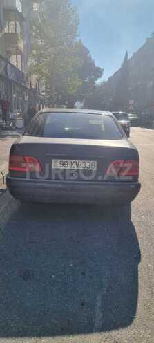 Mercedes E 230 1996, 312,000 km - 2.3 l - Bakı