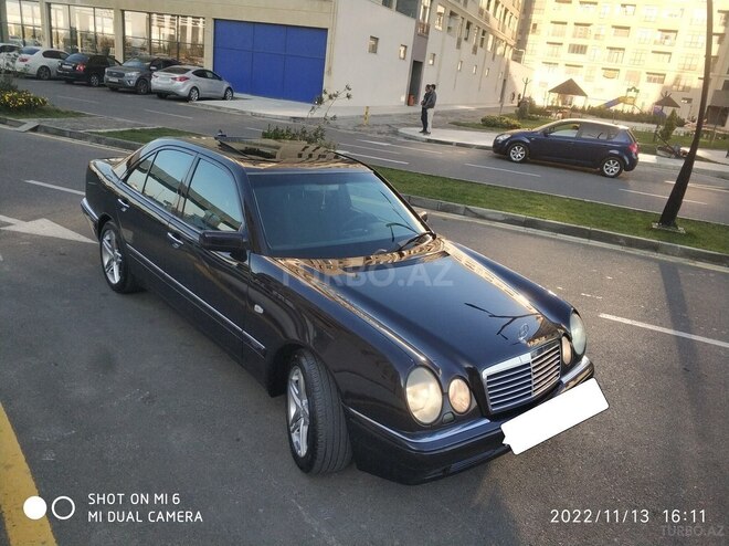 Mercedes E 240 1998, 368,450 km - 2.4 l - Sumqayıt