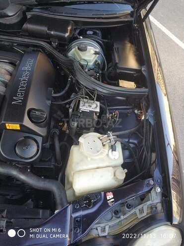 Mercedes E 240 1998, 368,450 km - 2.4 l - Sumqayıt