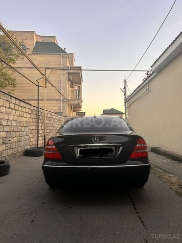 Mercedes E 240 2003, 292,000 km - 2.4 l - Bakı