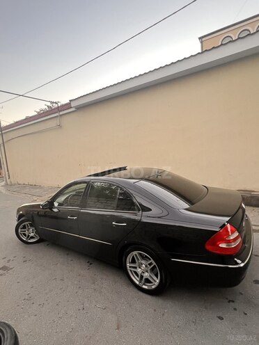Mercedes E 240 2003, 292,000 km - 2.4 l - Bakı