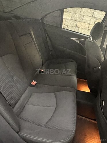Mercedes E 240 2003, 292,000 km - 2.4 l - Bakı