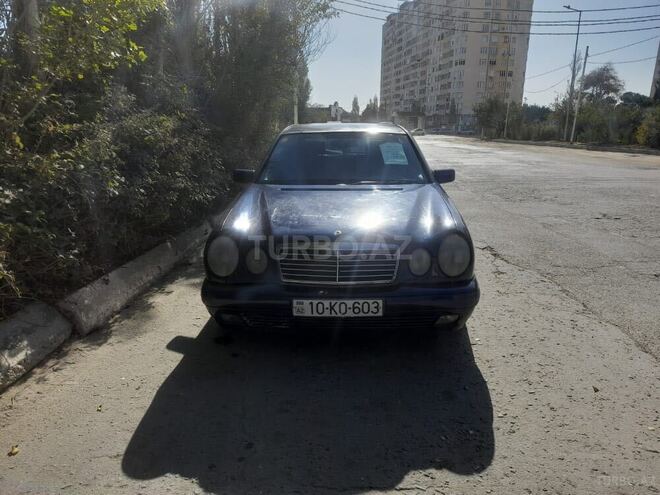 Mercedes E 300 1996, 245,000 km - 3.0 l - Bakı