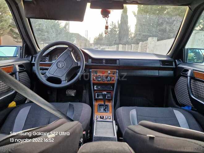 Mercedes E 280 1994, 425,000 km - 2.8 л - Bakı