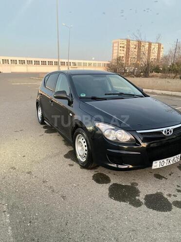 Hyundai i30 2009, 313,570 km - 1.4 l - Gəncə