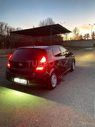 Hyundai i30 2009, 313,570 km - 1.4 l - Gəncə