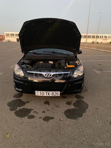 Hyundai i30 2009, 313,570 km - 1.4 l - Gəncə