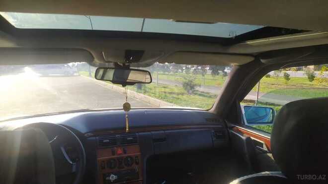 Mercedes E 200 1997, 450,000 km - 2.0 л - Sumqayıt