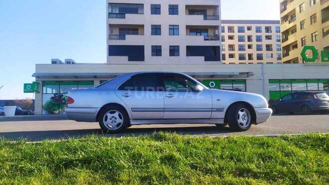 Mercedes E 200 1997, 450,000 km - 2.0 л - Sumqayıt