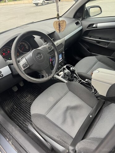 Opel Astra 2005, 289,000 km - 1.3 l - Bakı