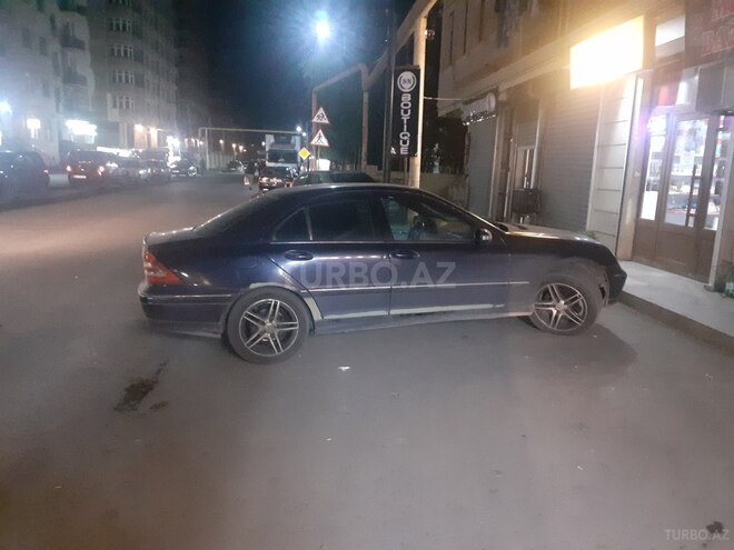 Mercedes C 200 2000, 210,000 km - 2.0 l - Xırdalan