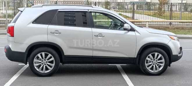 Kia Sorento 2009, 272,000 km - 2.0 л - Bakı
