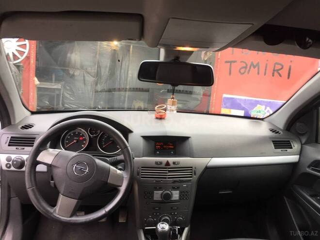 Opel Astra 2006, 172,986 km - 1.4 l - Bakı