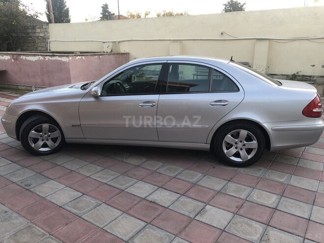 Mercedes E 240 2002, 323,113 km - 2.4 l - Bakı