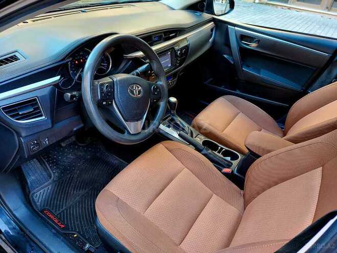 Toyota Corolla 2015, 137,300 km - 1.8 l - Bakı