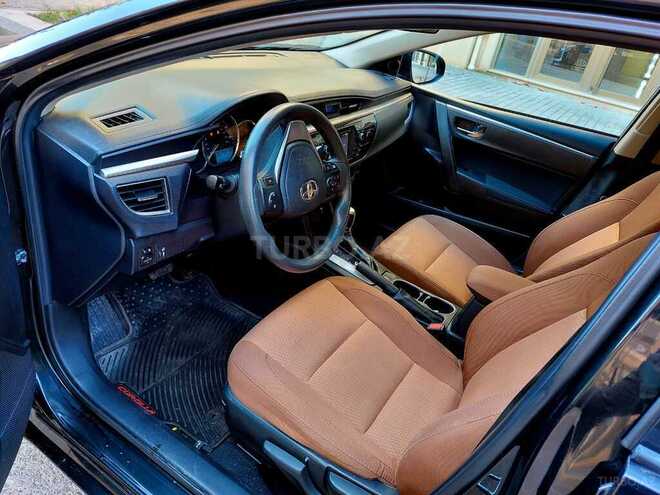 Toyota Corolla 2015, 137,300 km - 1.8 l - Bakı