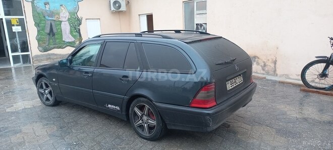 Mercedes C 200 1998, 260,000 km - 2.0 l - Xaçmaz