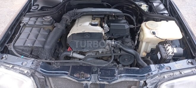 Mercedes C 200 1998, 260,000 km - 2.0 l - Xaçmaz