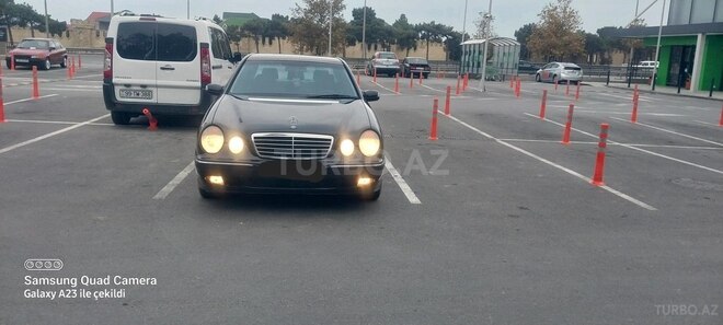 Mercedes E 270 2000, 392,500 km - 2.7 л - Bakı
