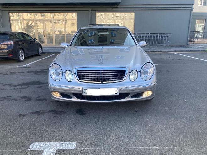 Mercedes E 240 2003, 268,500 km - 2.4 l - Bakı