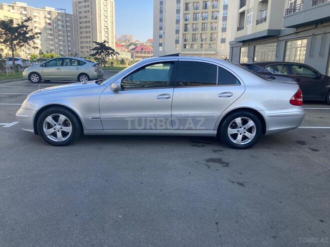Mercedes E 240 2003, 268,500 km - 2.4 l - Bakı