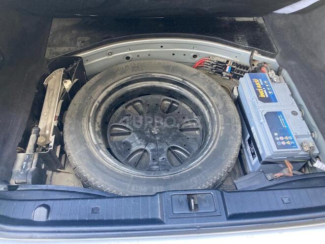 Mercedes E 240 2003, 268,500 km - 2.4 l - Bakı