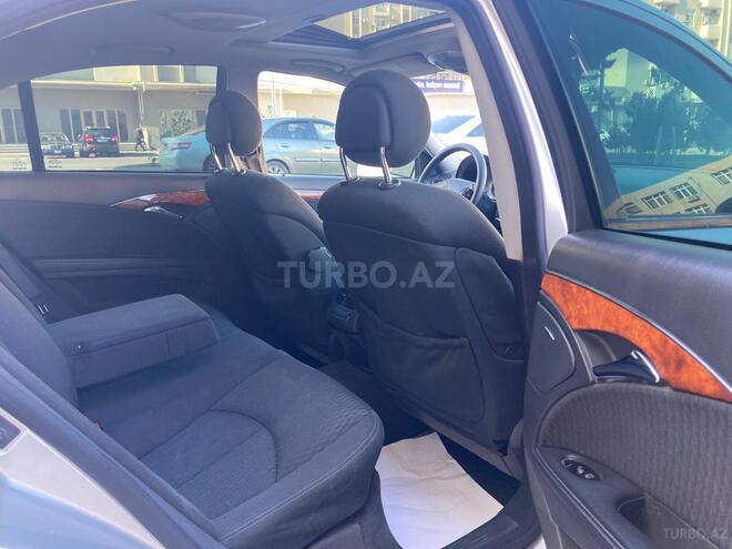 Mercedes E 240 2003, 268,500 km - 2.4 l - Bakı