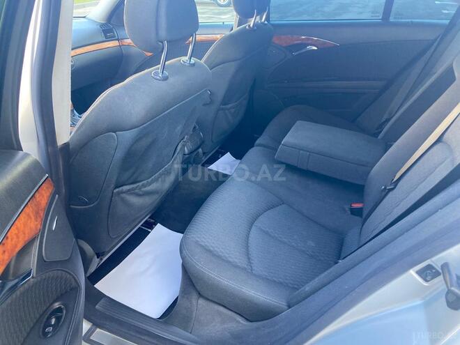 Mercedes E 240 2003, 268,500 km - 2.4 l - Bakı