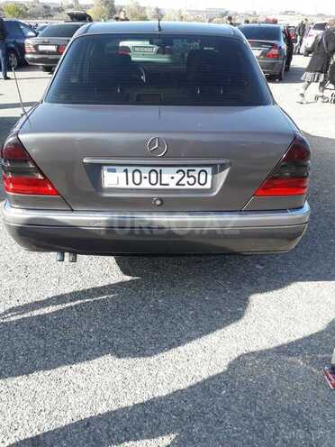 Mercedes C 220 1996, 99,999 km - 2.2 l - Bakı