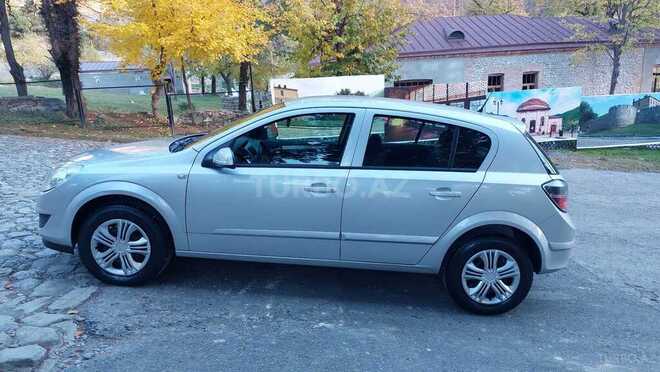 Opel Astra 2007, 123,600 km - 1.4 л - Şəki