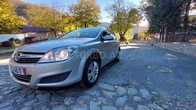 Opel Astra 2007, 123,600 km - 1.4 л - Şəki