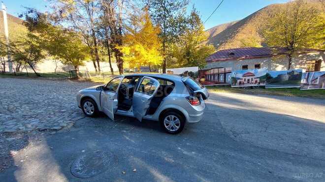 Opel Astra 2007, 123,600 km - 1.4 л - Şəki