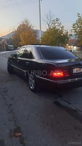 Mercedes E 230 1998, 388,000 km - 2.3 л - Bakı