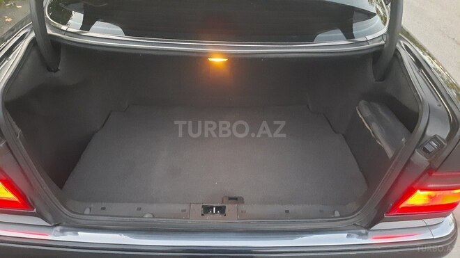 Mercedes E 230 1998, 388,000 km - 2.3 л - Bakı