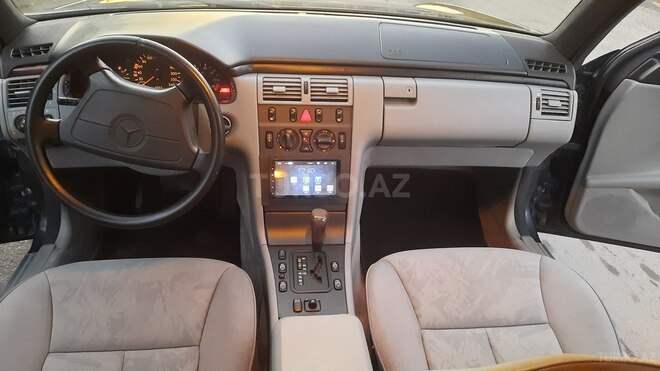 Mercedes E 230 1998, 388,000 km - 2.3 л - Bakı