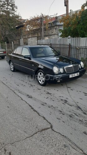 Mercedes E 230 1998, 388,000 km - 2.3 л - Bakı