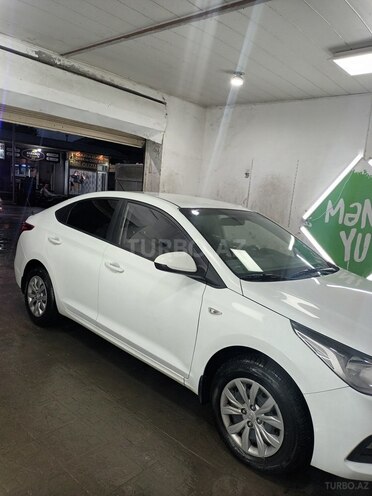 Hyundai Accent 2018, 177,077 km - 1.4 л - Bakı
