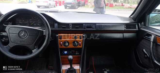 Mercedes E 200 1993, 345,123 km - 2.0 l - Bakı