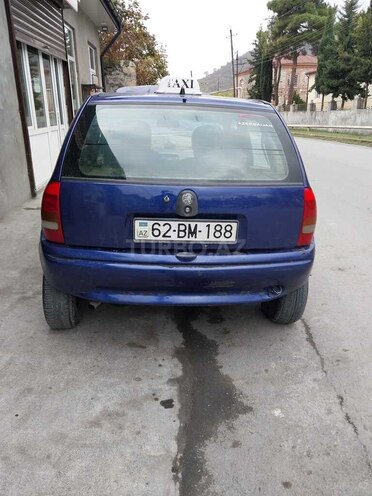 Opel Corsa 1996, 320,000 km - 1.4 l - Zaqatala