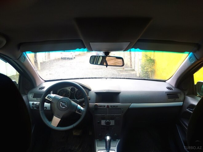 Opel Astra 2006, 186,000 km - 1.9 l - Bakı